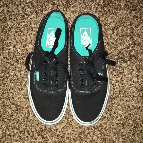 inside of vans shoes